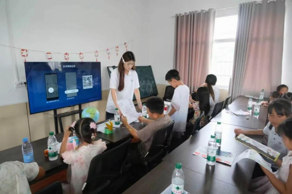 青春三下乡|深耕基层育新苗，青春宣讲践初心— 南昌科技职业大学数字艺术学院赴千善乡开展暑期公益课堂(图8)